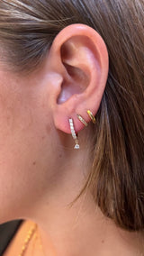 9k diamond huggie with drop